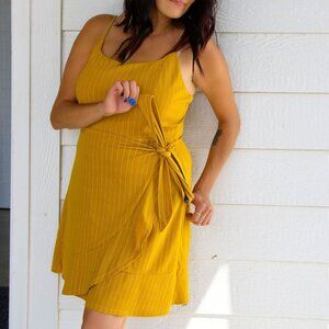 Olive Scent ~ Yellow Pinstripe Dress ~ Size L